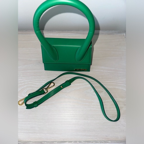 JACQUEMUS Le Chiquito Moyen - Picture 7 of 10